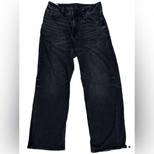 American Eagle Outfitters women’s washed black low rise jeans